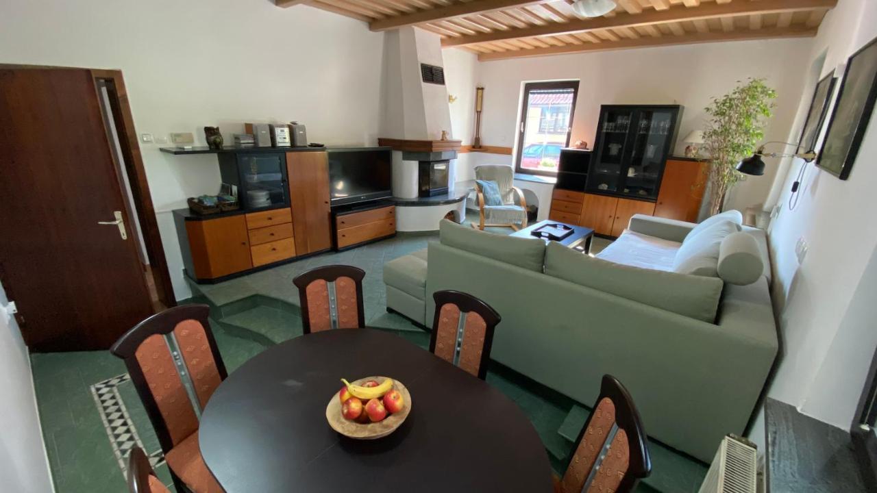 Apartma Nomad Novo Mesto Kültér fotó